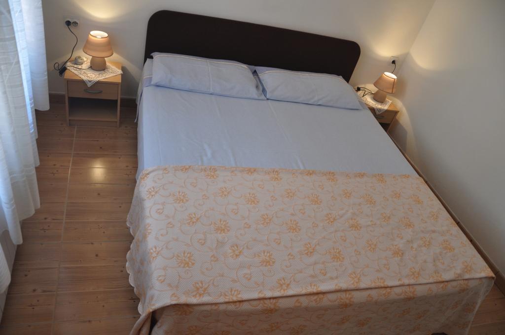 Franko Apartmani Замбратия Екстериор снимка