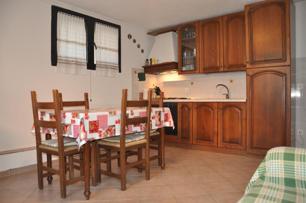 Franko Apartmani Замбратия Екстериор снимка