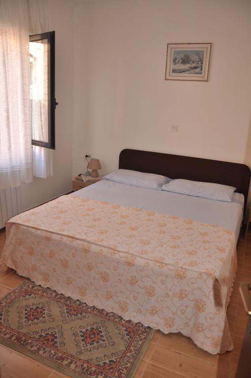 Franko Apartmani Замбратия Екстериор снимка