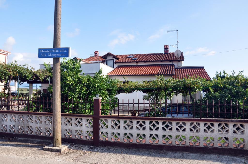 Franko Apartmani Замбратия Екстериор снимка