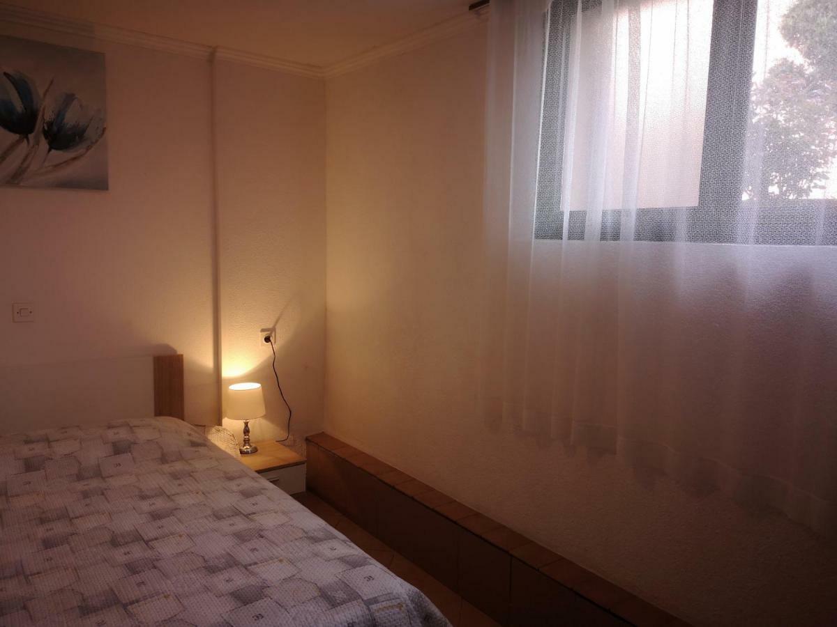 Franko Apartmani Замбратия Екстериор снимка